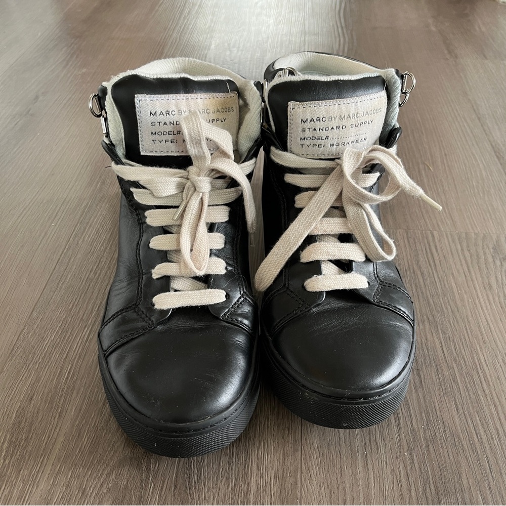 Marc by Marc Jacobs Women's Black Leather High-Top Sneakers